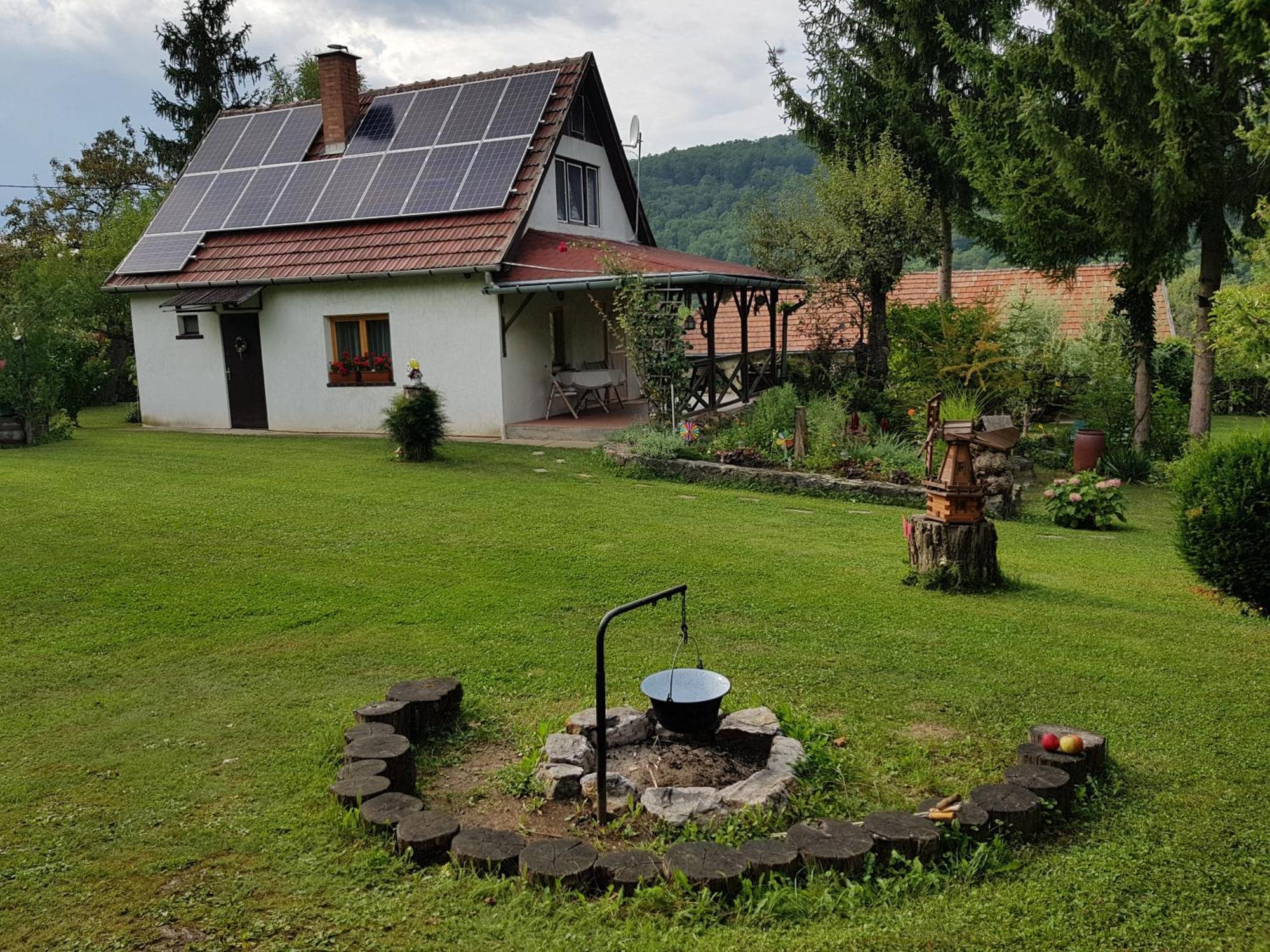 Villa Szarvasko Szeruskert Vendeghaz Exterior foto